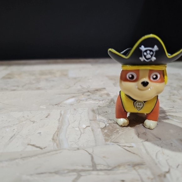 PAW PATROL PIRATE PUP RUBBLE Action Figure - - Picture 4 of 6